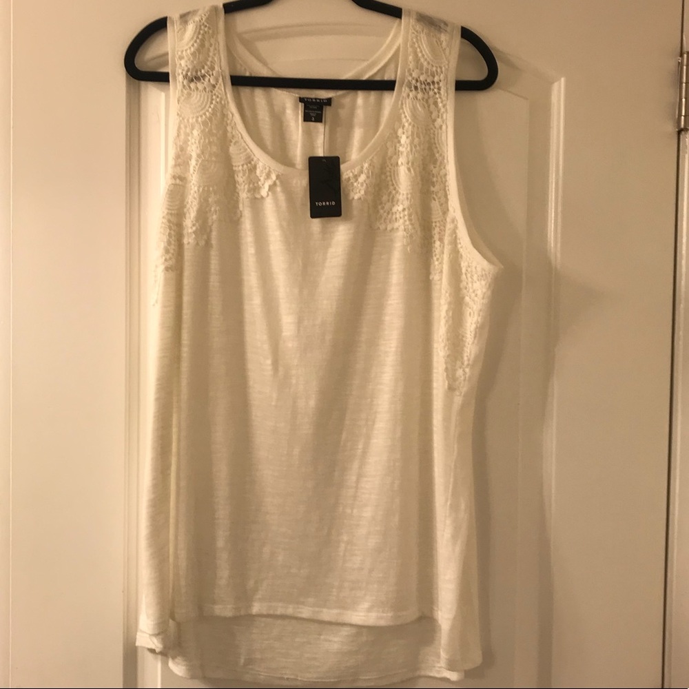 Torrid Cream Crochet Tank NWT